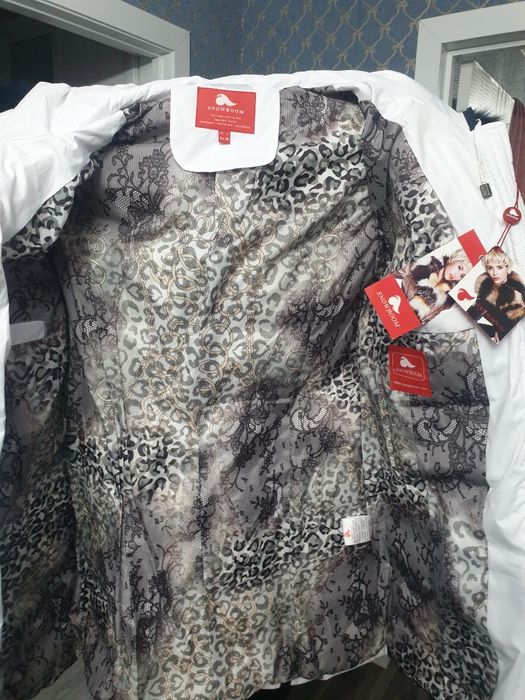 Продаётся новая зимняя куртка