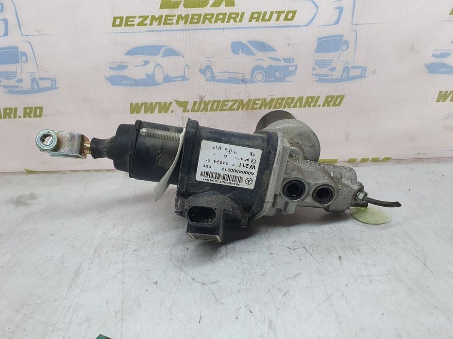 Pompa frana A0004300312 3.0 cdi OM642 Mercedes-Benz E-Class W211/S211