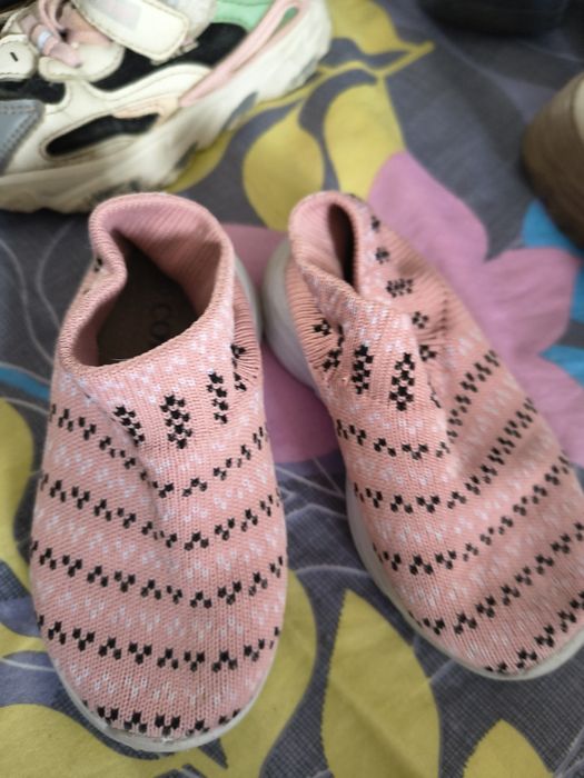 Обувь детская всё за 2000 тенге