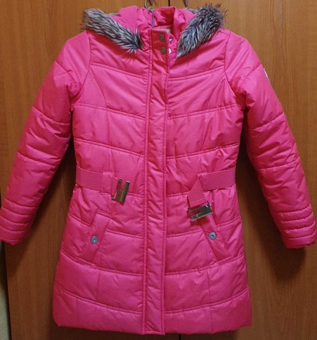 Scurta iarna, LC Waikiki, cu gluga