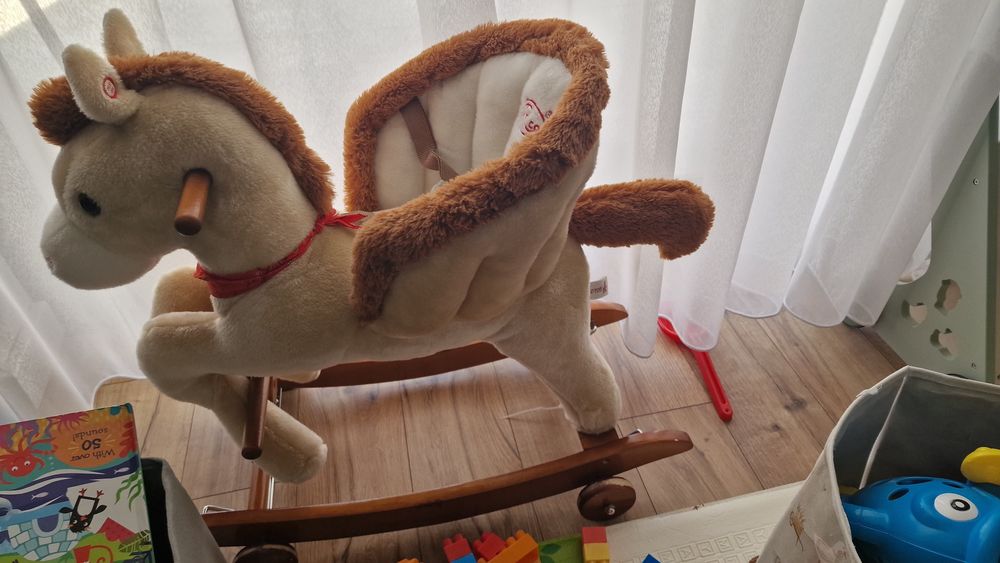 Calut balansoar cu roti