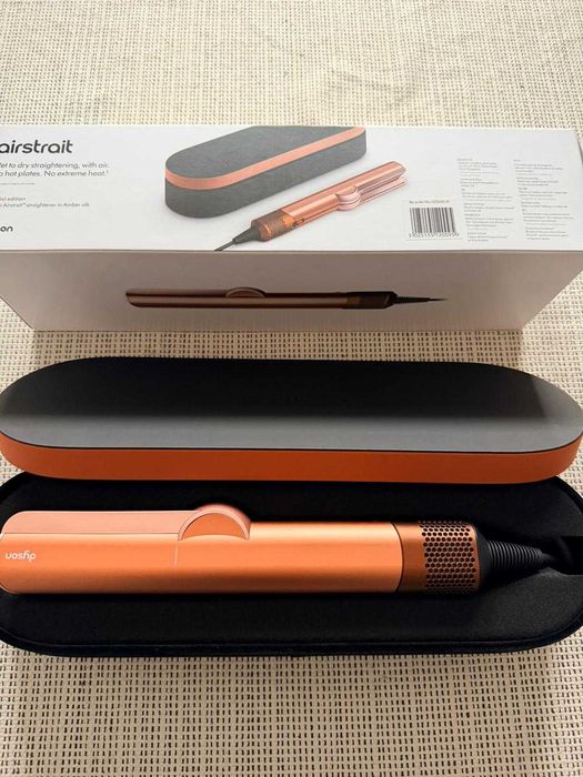 Dyson Airstrait nou, desigilat, cu factura si garantie