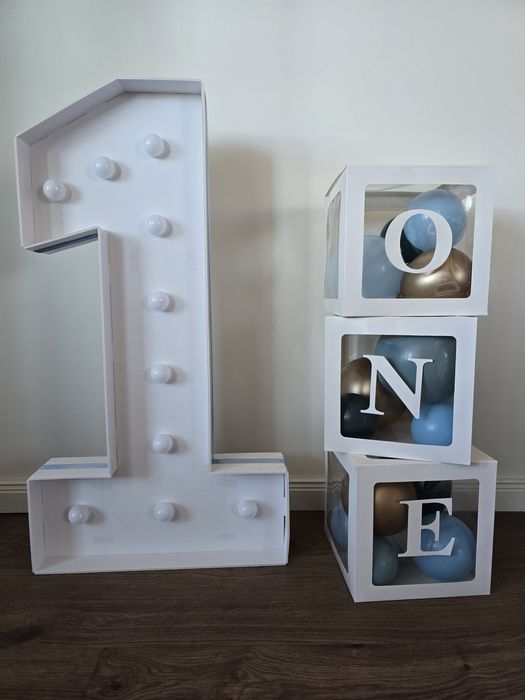 Украса за първи рожден ден