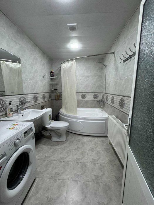 3 хонали 106 кв.м уй сотилади. Ориентир: Крытый рынок