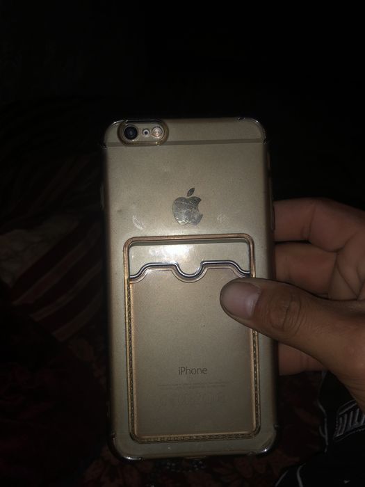 Iphone 6+ pamiti 64 ishlashlari yaxsh useleni qoyilga