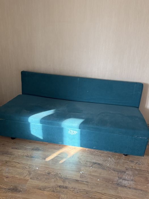 Диван Даром ЖК Солнечный самовывоз