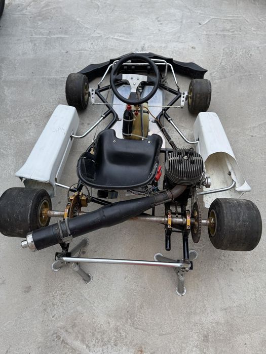 Картинг Swiss Hutless Rotax 100cc 2T