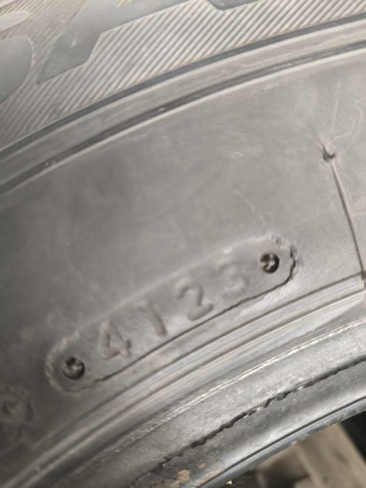 Lassa Шинв 235.65.R16C