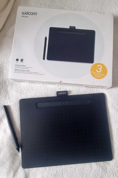 Tableta Grafica Wacom Intuos M Black - USB, Bluetooth