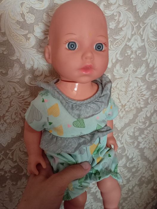 Продам  коллекционных кукол.