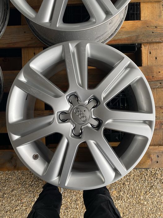 17 цола 5 х 112 мм Ауди , Audi A 4 , A 3 , A 6
