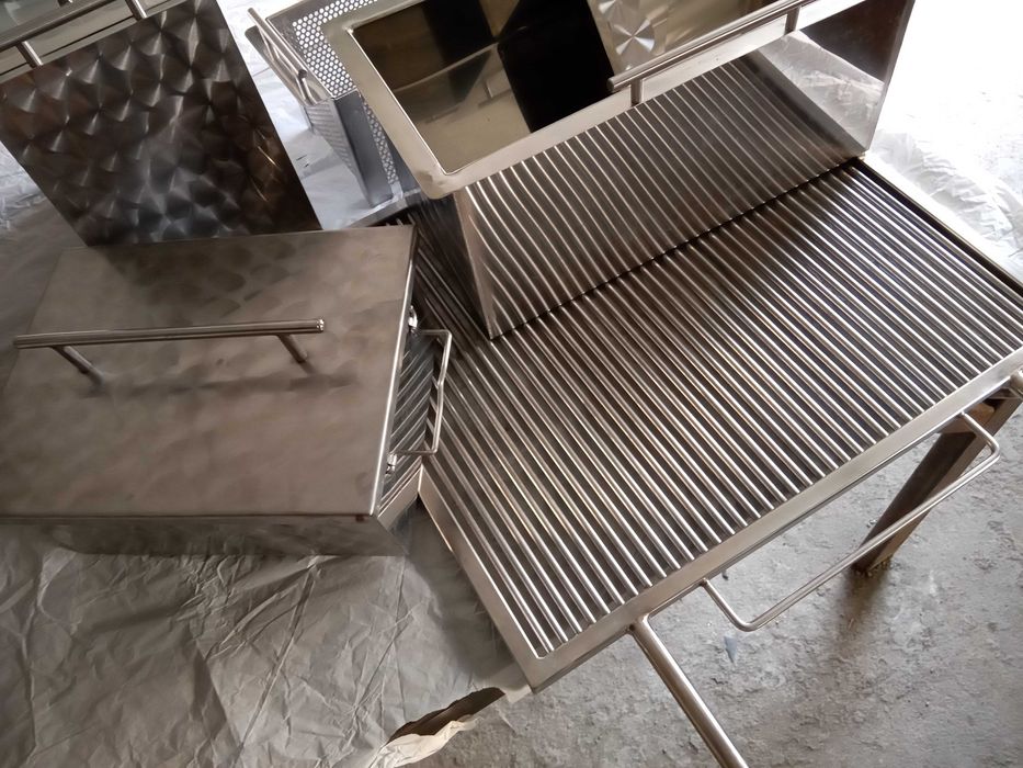 Mobilier inox, la comanda.