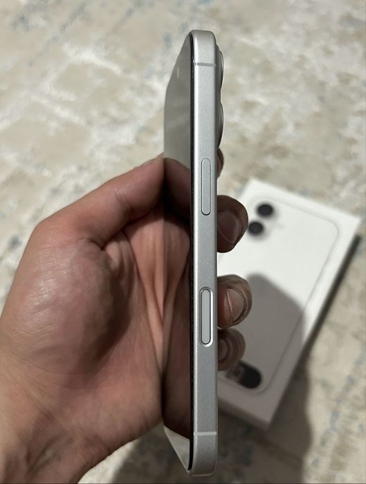 iphone 16 гарантия есть