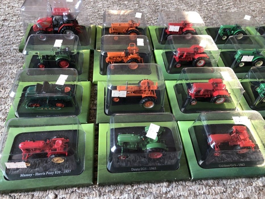 Machete metal tractoare, masini agricole, buldozere Hachette UK