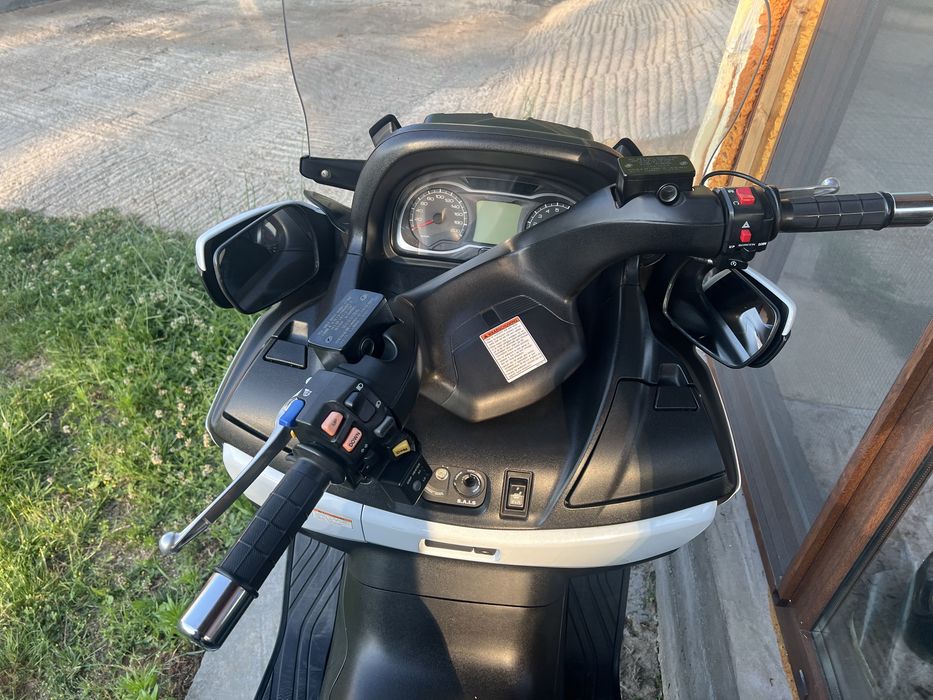 Suzuki burgman 650 executive