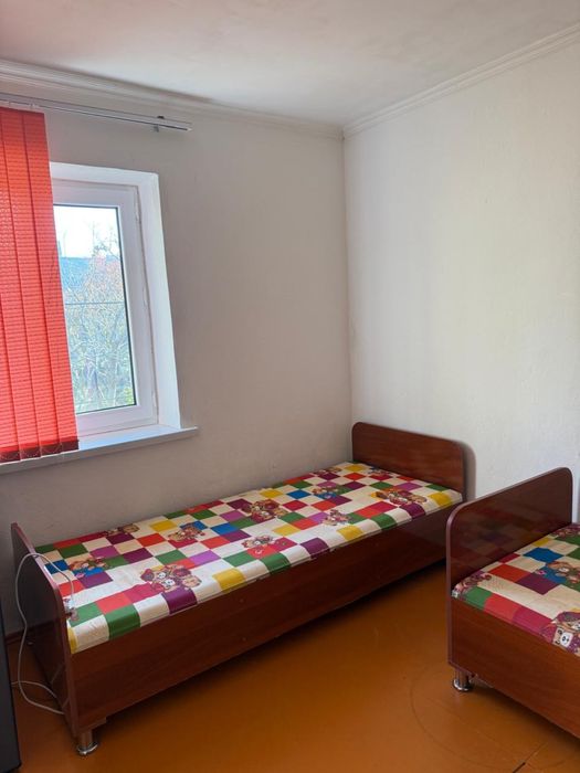 Сдам в аренду 2 комнату срочно