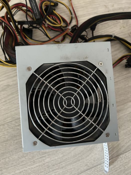 Блок питания 600W