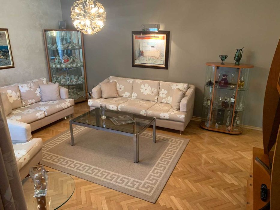 Продава се Многостаен апартамент в Бургас, Център - 183 кв.м за 1749 €/кв.м - Снимка #8