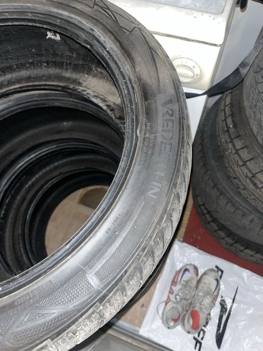 Продаю зимние шины R17 размера