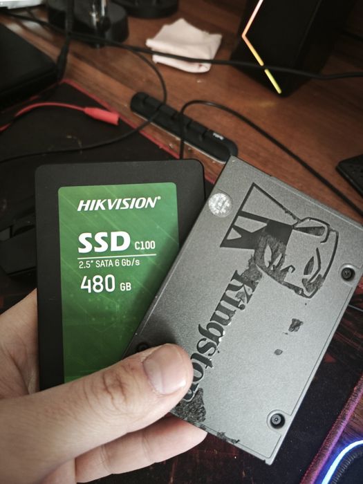 SSD hikvision 1tb , 480gb