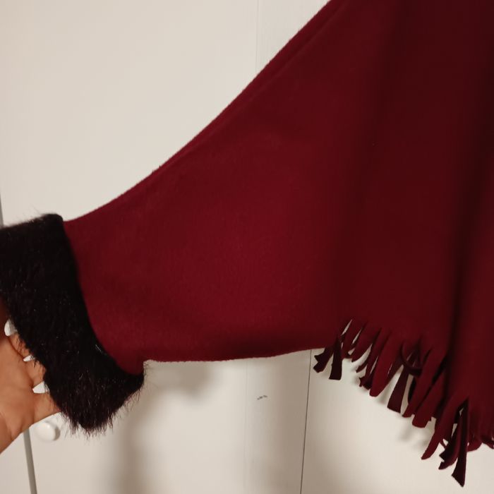 Capa sau mini pelerina burgundy