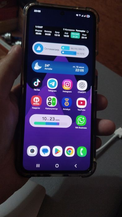 Samsung Galaxy Z Flip 4. 8.256.5G