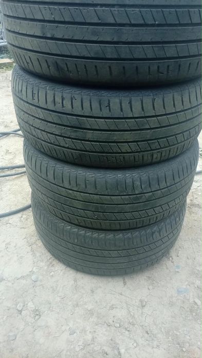 Продам комплект резины Р18