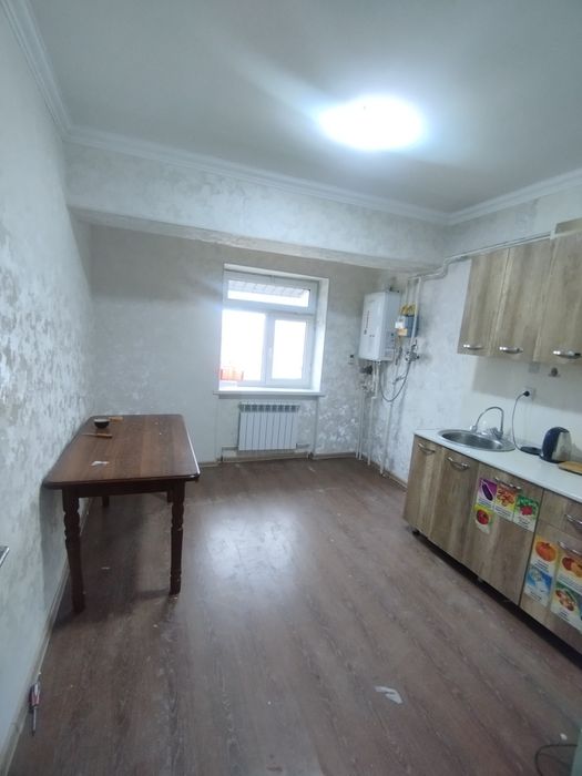 Срочно сотилади Сергели 9 худуд 2/7/7 свежие ремонт