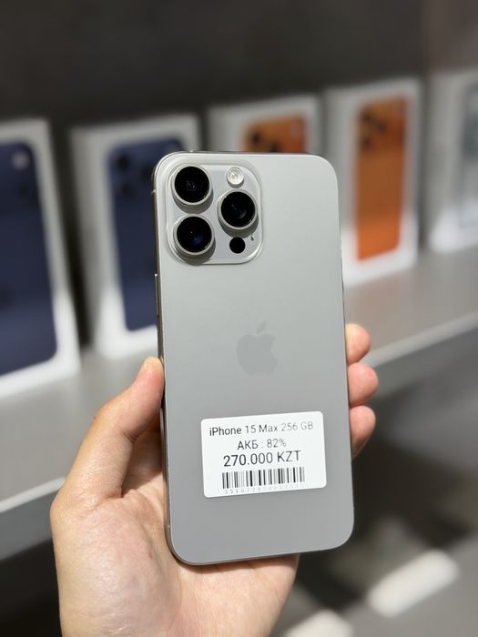 iPhone 15 Pro Max / 256 / 82%