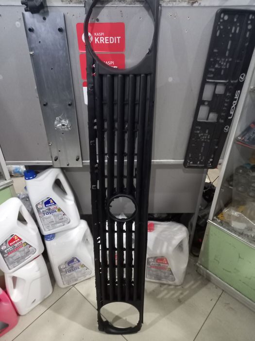 Решетка радиатора фольксваген  Г2