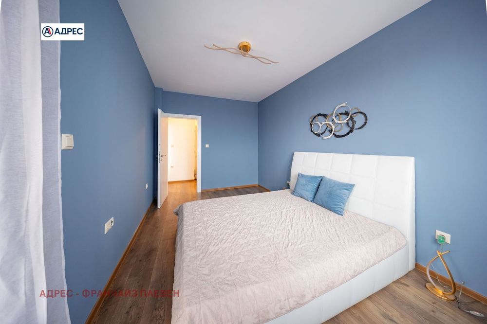 Продава се Двустаен апартамент в Плевен, Широк център - 63 кв.м за 1174 €/кв.м - Снимка #5