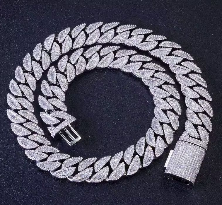 Bratara si lant placate cu metale pretioase