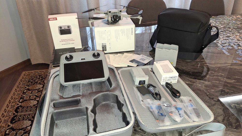 DJI Mini 3 Fly More Combo (DJI RC)