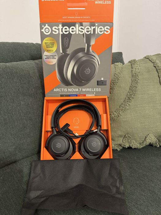 Casti gaming wireless Steelseries arctis nova 7