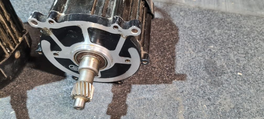Motor clearance brushless bicicleta