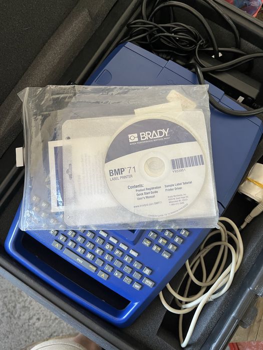 Принтер за печатене на етикети Brady BMP 71