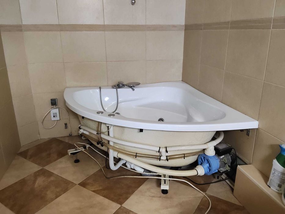 Cada baie in conditii foarte bune