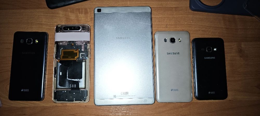 Продам телефоны и планшет Samsung