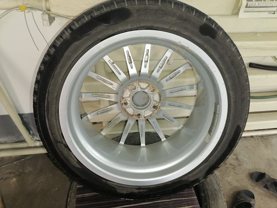 Продам б) у резину с дисками