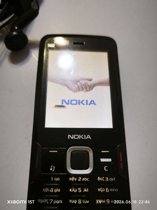 Телефон Nokia N82