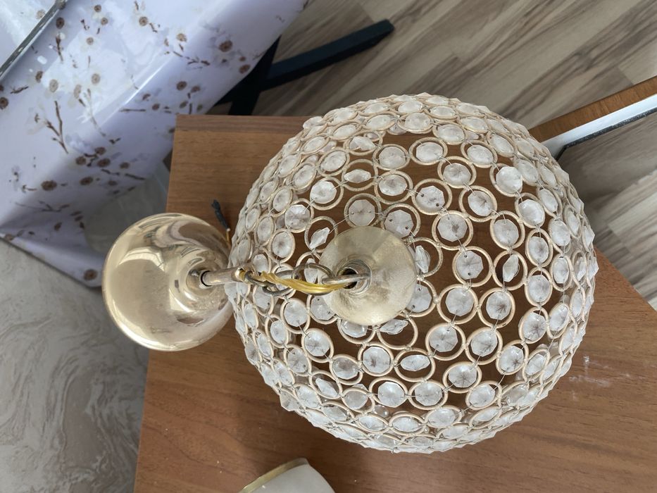 Жақсы жағдайдағы люстра сатылады