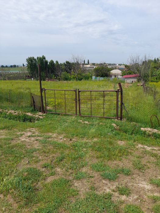 Продаётся земельный участок в Кибрайском р-не. ,,Туркистон"