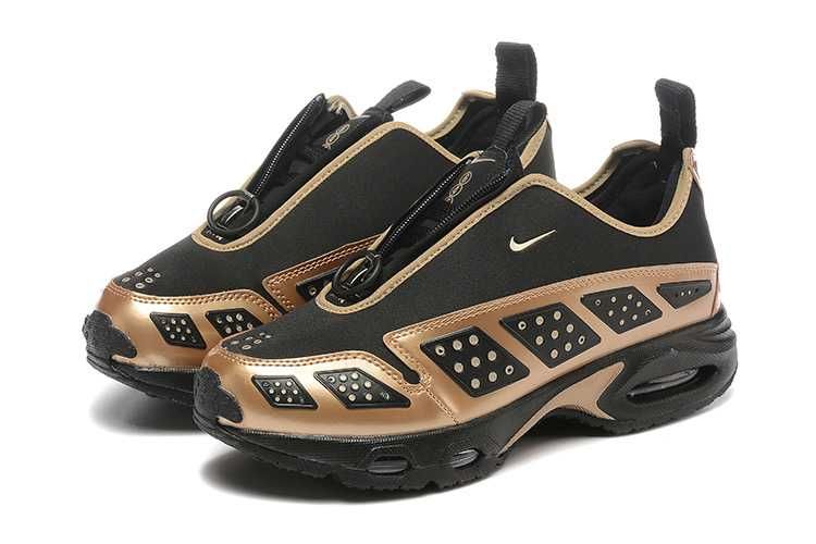 Нови мъжки маратонки Nike Air Max SNDR  black/ gold налични