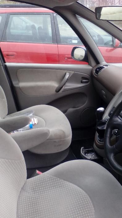 Ситроен Ксара Пикасо 1.8 I бензин 116 к.с и 1.6 I 101к.с