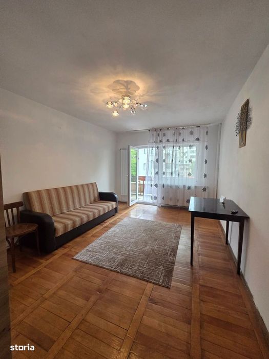 Pentru chirie apartament 2 camere zona 0 Suceava 300e centrala termica
