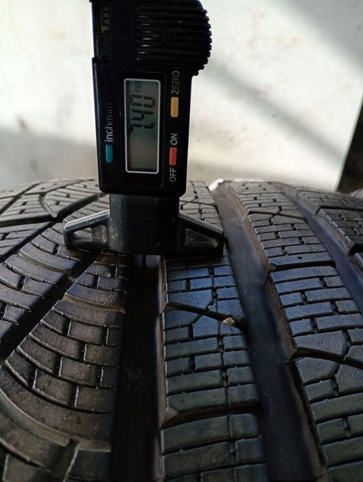 Почти нови 4бр 255/35/19 Pirelli WS240 МО dot3917