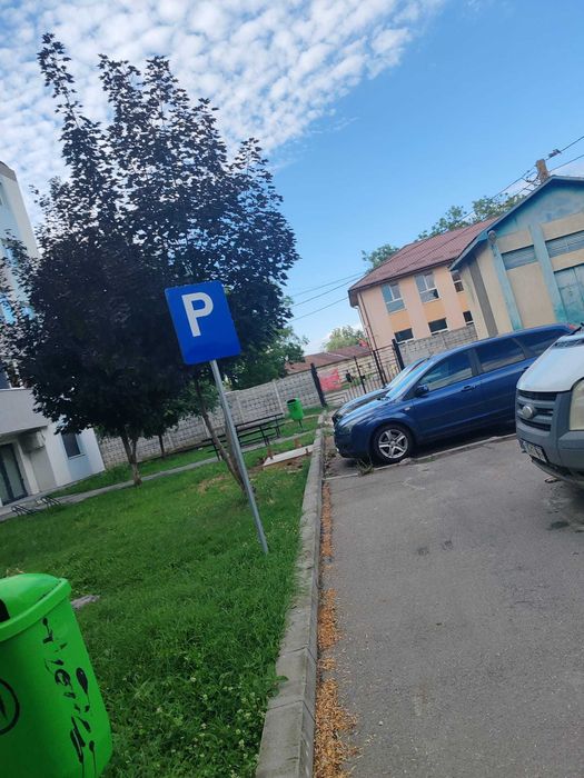 De vânzare apartament 3 camere