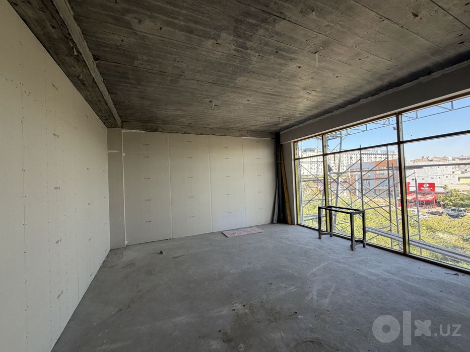 Сдается отдельно стоящие здание 2200м2 на Нуровшане SH83