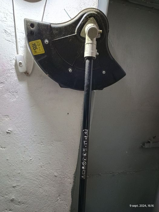 De vânzare coasă electrica.