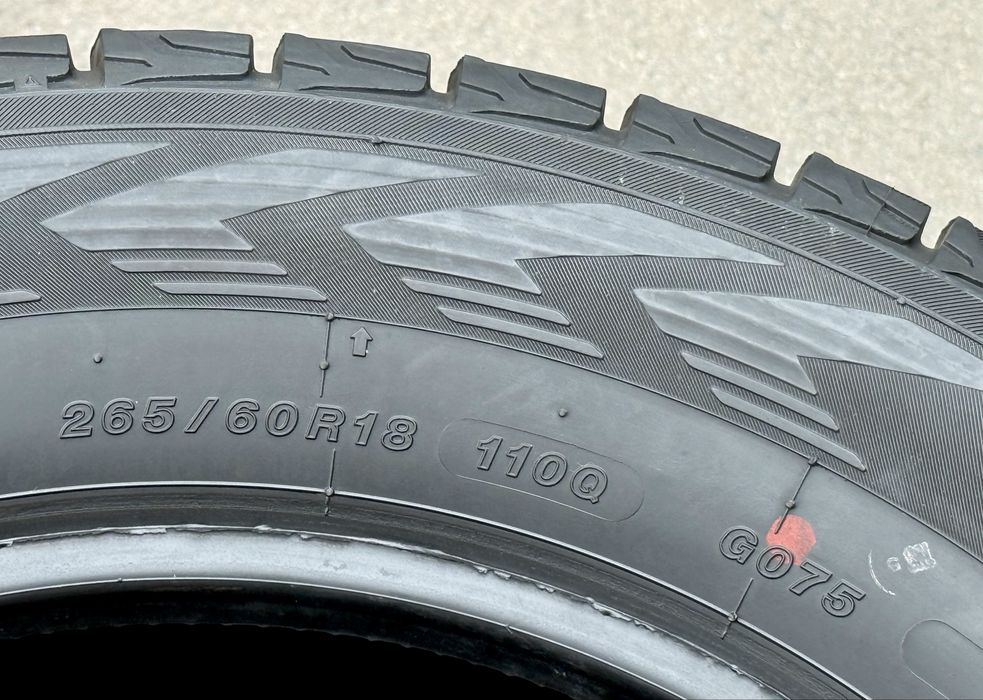 265|60 R18. Yokohama IceGuard G075.